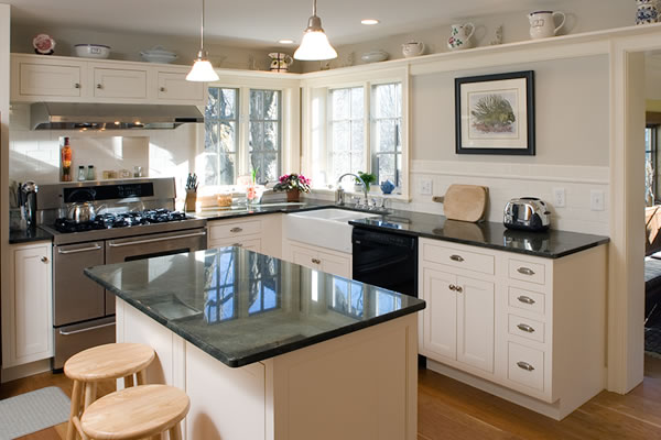 What to Consider When Purchasing Kitchen Cabinets in Orange County